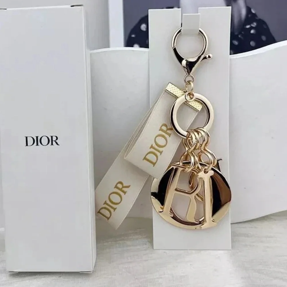 DIOR VIP  Key Chain Bag Charm - Picture 4 of 4
